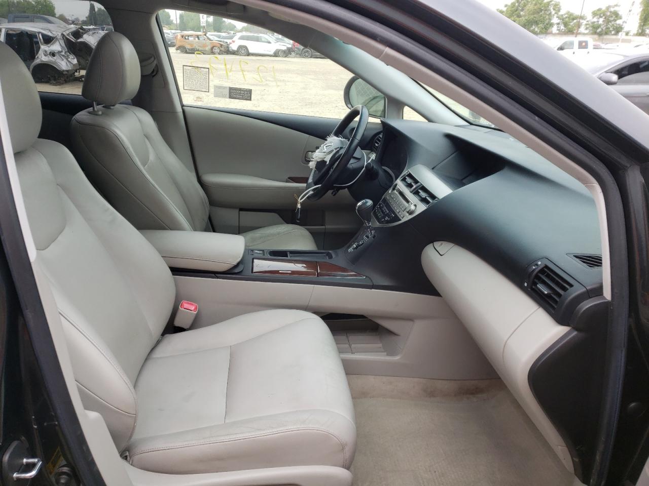 Photo 5 from auction – 2010 LEXUS RX 350 with VIN JTJZK1BA0A2404156