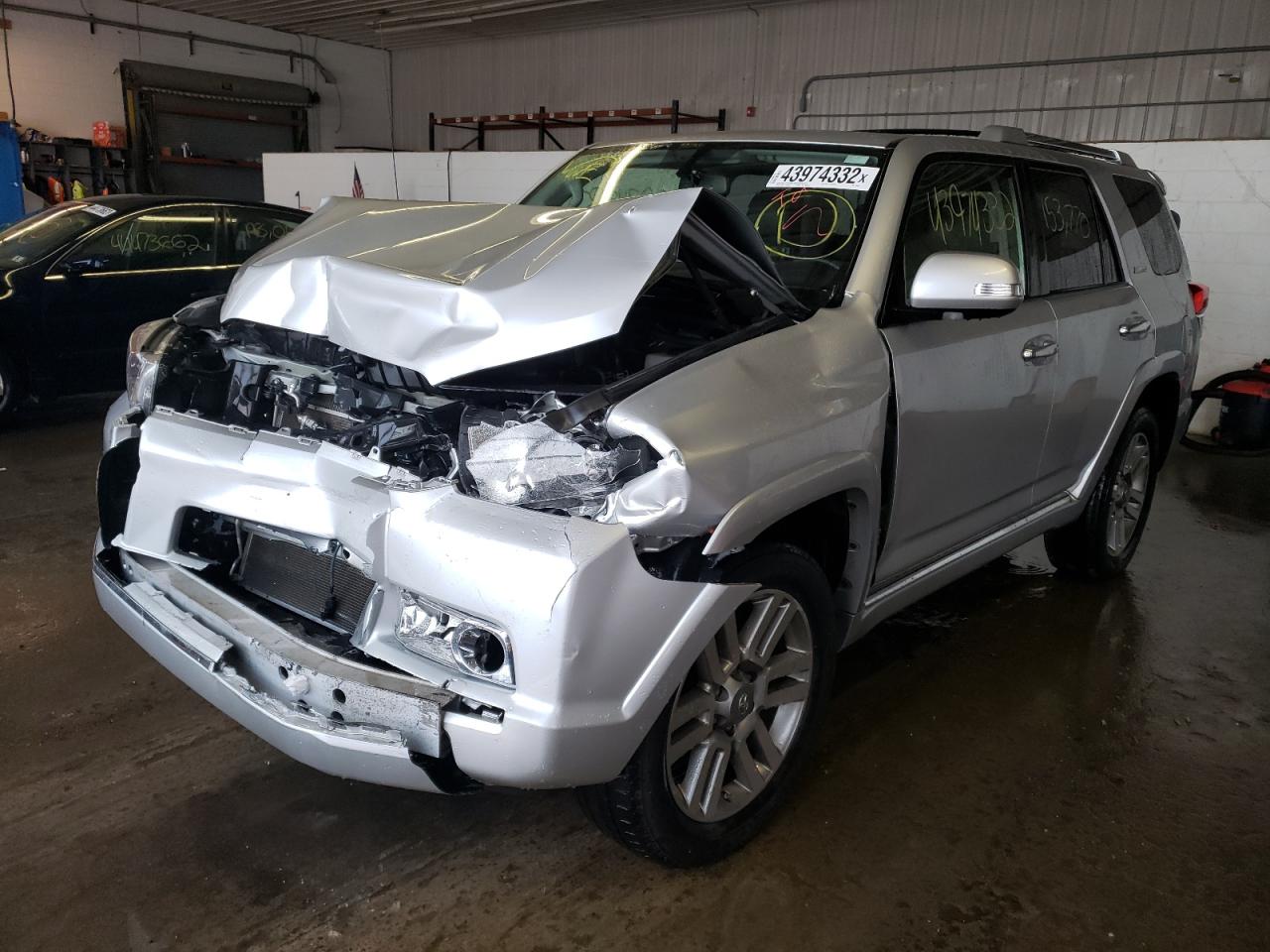 صورة رقم 2 من المزاد - 2012 TOYOTA 4RUNNER SR مع VIN JTEBU5JR5C5109063