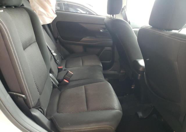 Photo 6 from auction – 2018 MITSUBISHI OUTLANDER with VIN JA4AD2A30JZ011603