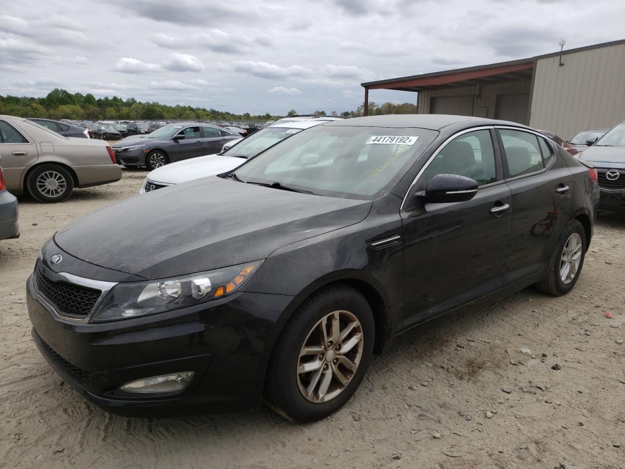 Photo 2 from auction – 2013 KIA OPTIMA LX with VIN 5XXGM4A71DG233217