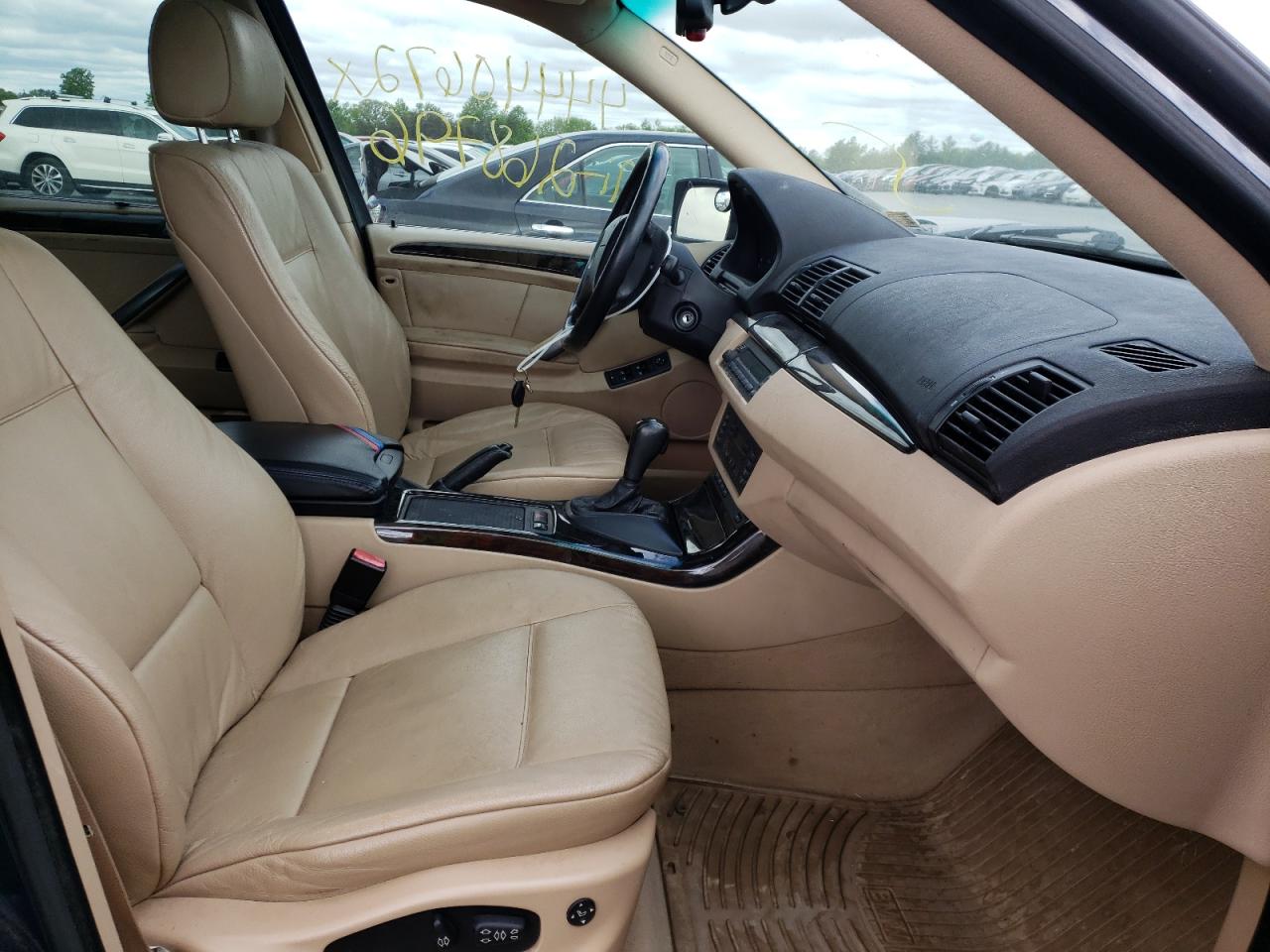 Photo 5 from auction – 2004 BMW X5 4.4I with VIN 5UXFB53574LV03181