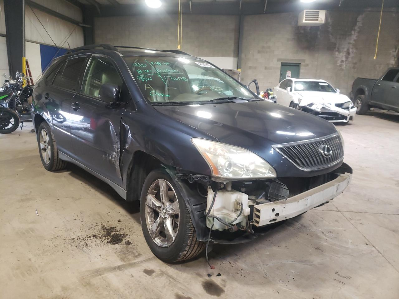 LEXUS RX 330 2004 with VIN 2T2HA31U74C026007 - Photo from auction