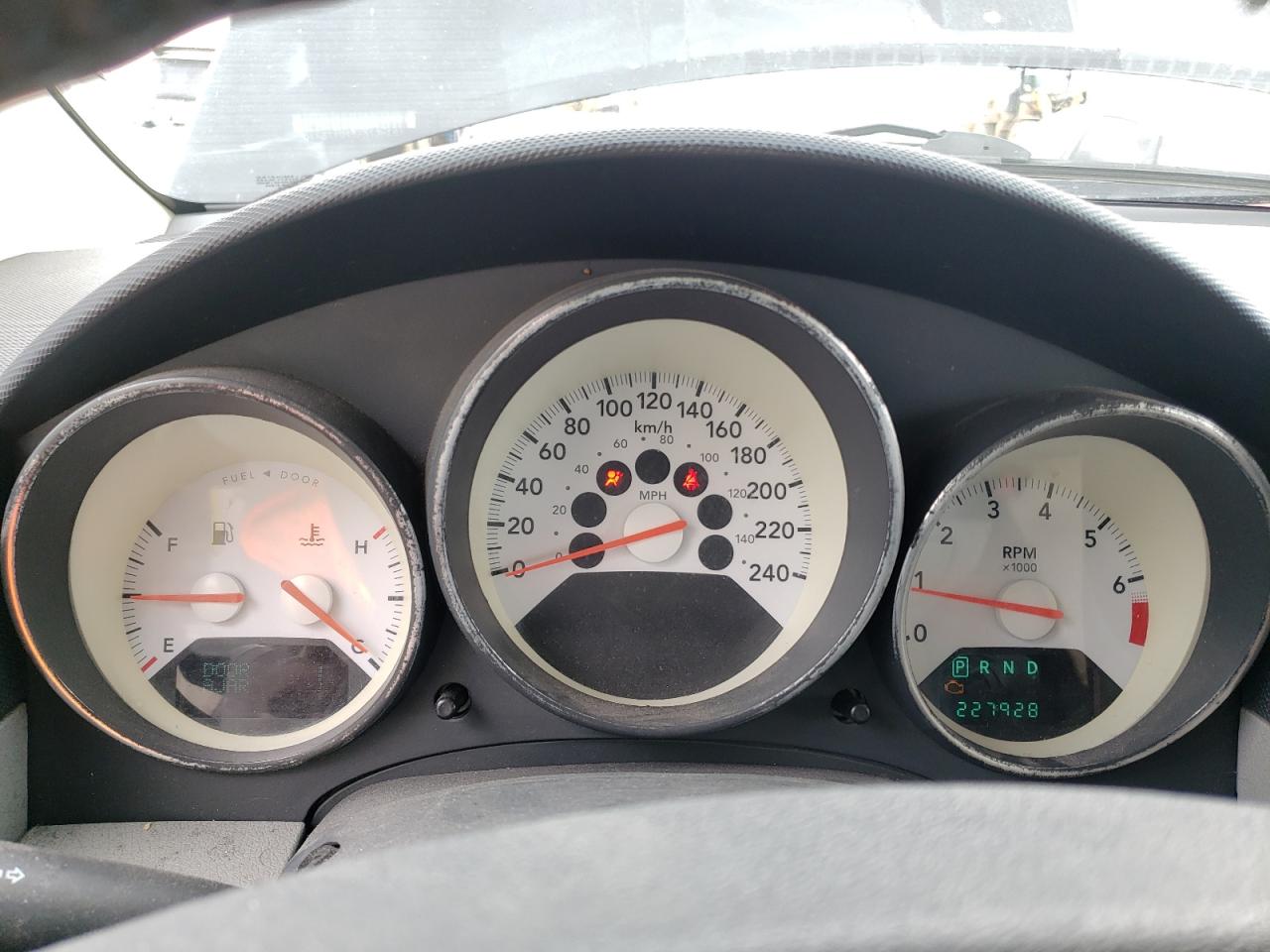 Photo 8 from auction – 2007 DODGE CALIBER R/ with VIN 1B3HE78K27D175440
