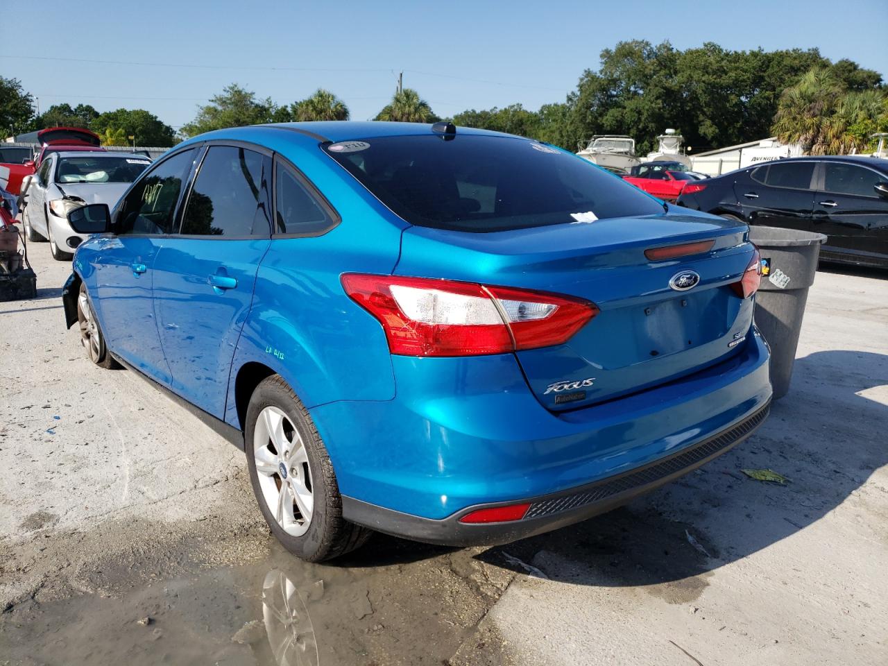 Photo 3 from auction – 2013 FORD FOCUS SE with VIN 1FADP3F29DL260043