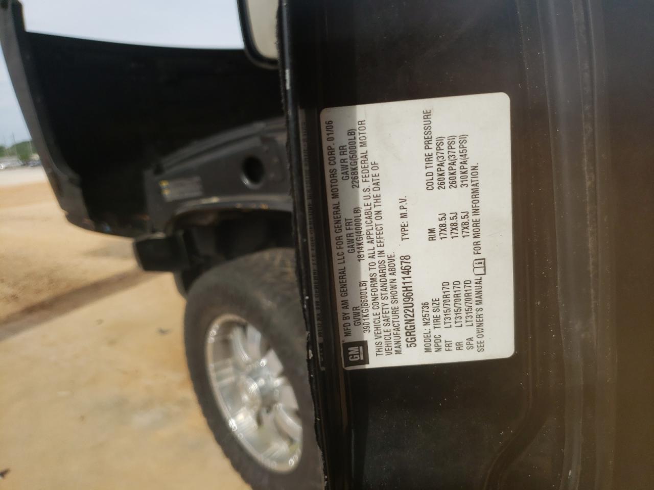 Photo 10 from auction – 2006 HUMMER H2 SUT with VIN 5GRGN22U96H114678