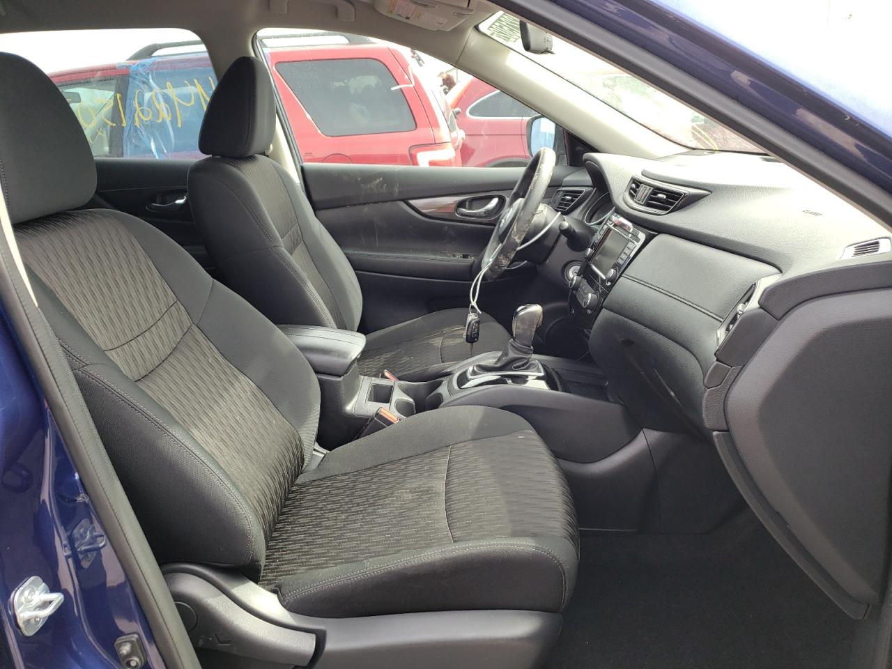 Photo 5 from auction – 2018 NISSAN ROGUE S with VIN 5N1AT2MV3JC791696