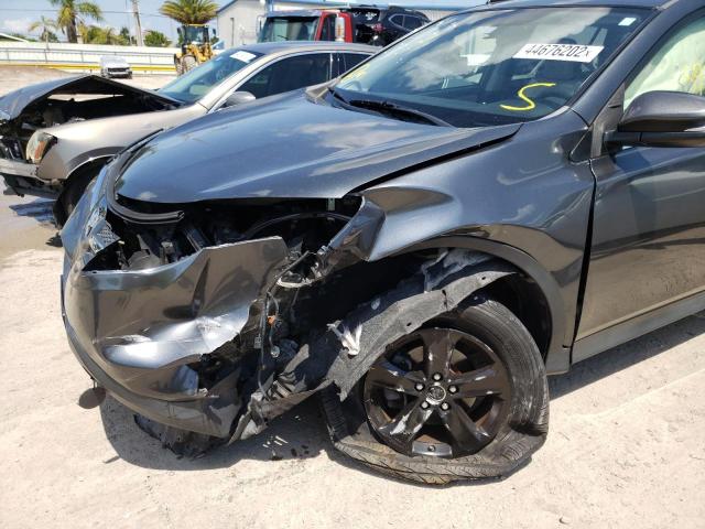Photo 9 from auction – 2015 TOYOTA RAV4 XLE with VIN JTMWFREV1FD066656
