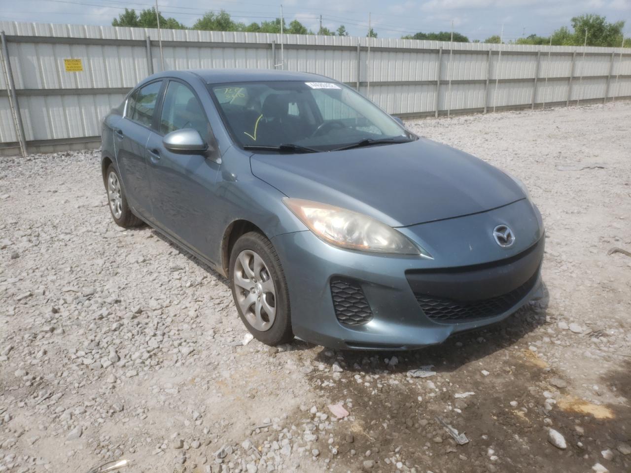 MAZDA 3 I 2013 with VIN JM1BL1TF4D1703638 - Photo from auction