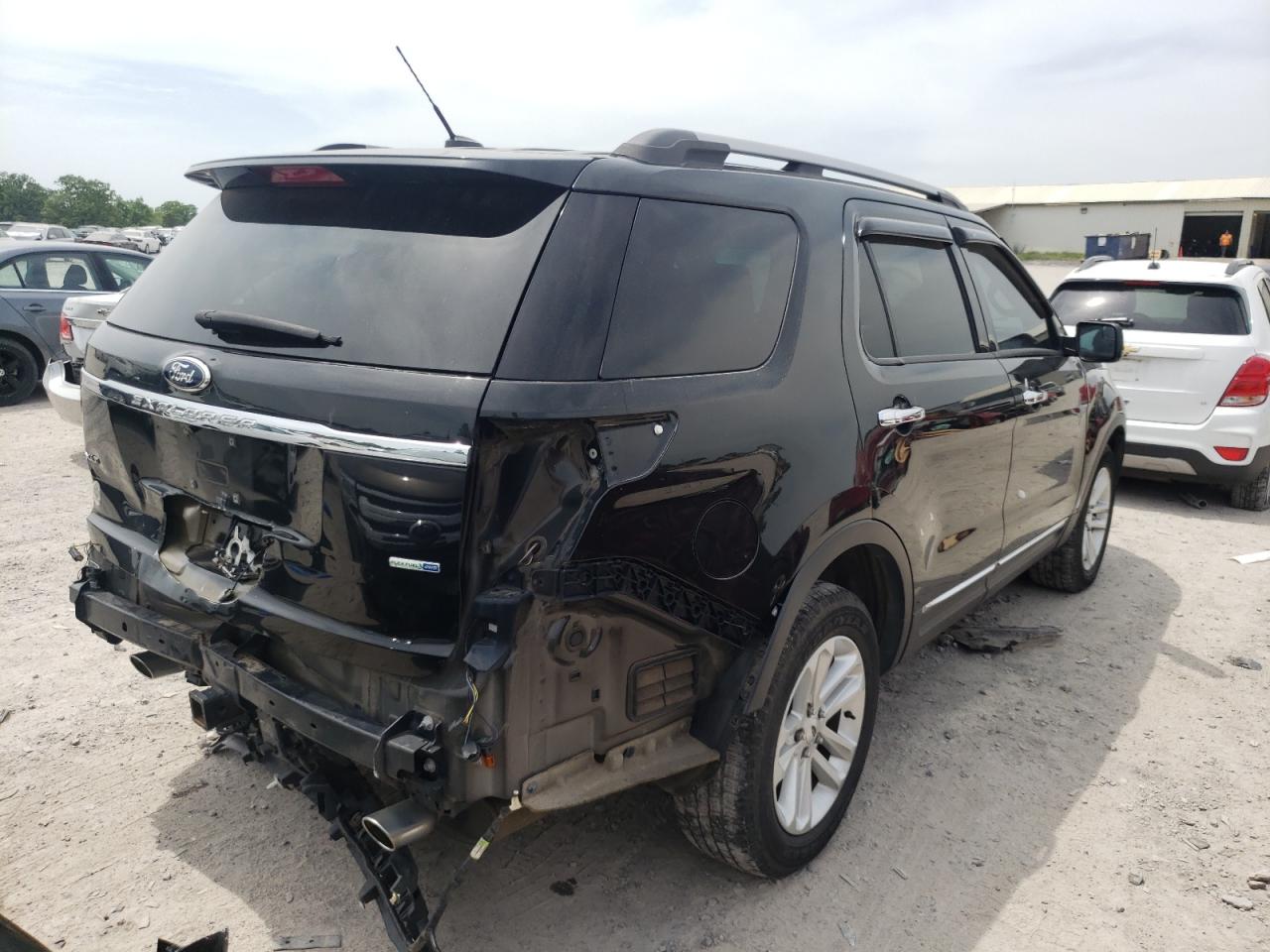 Photo 4 from auction – 2013 FORD EXPLORER X with VIN 1FM5K8D8XDGA71410