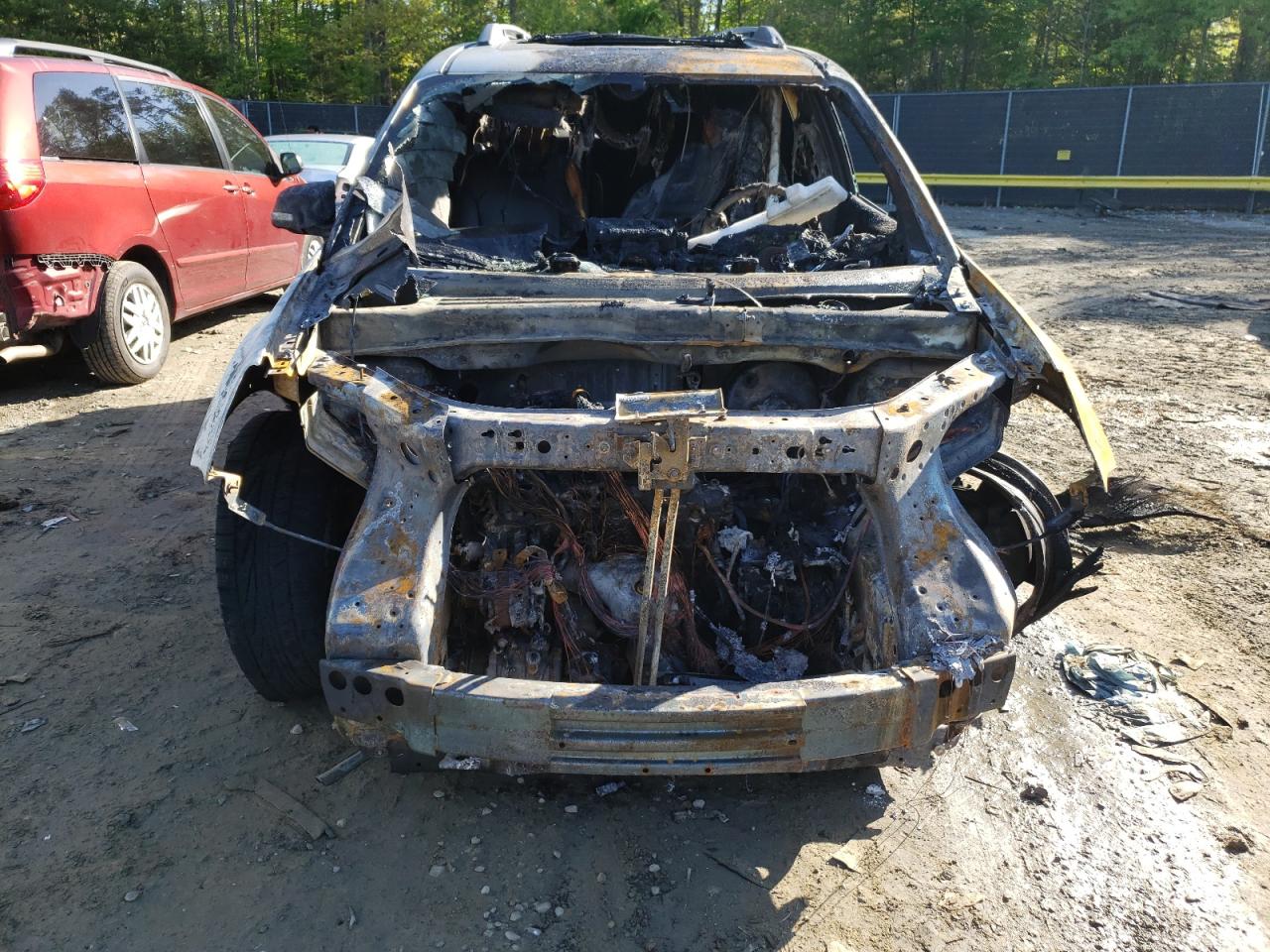 Photo 9 from auction – 2010 GMC ACADIA SLT with VIN 1GKLVMEDXAJ105260