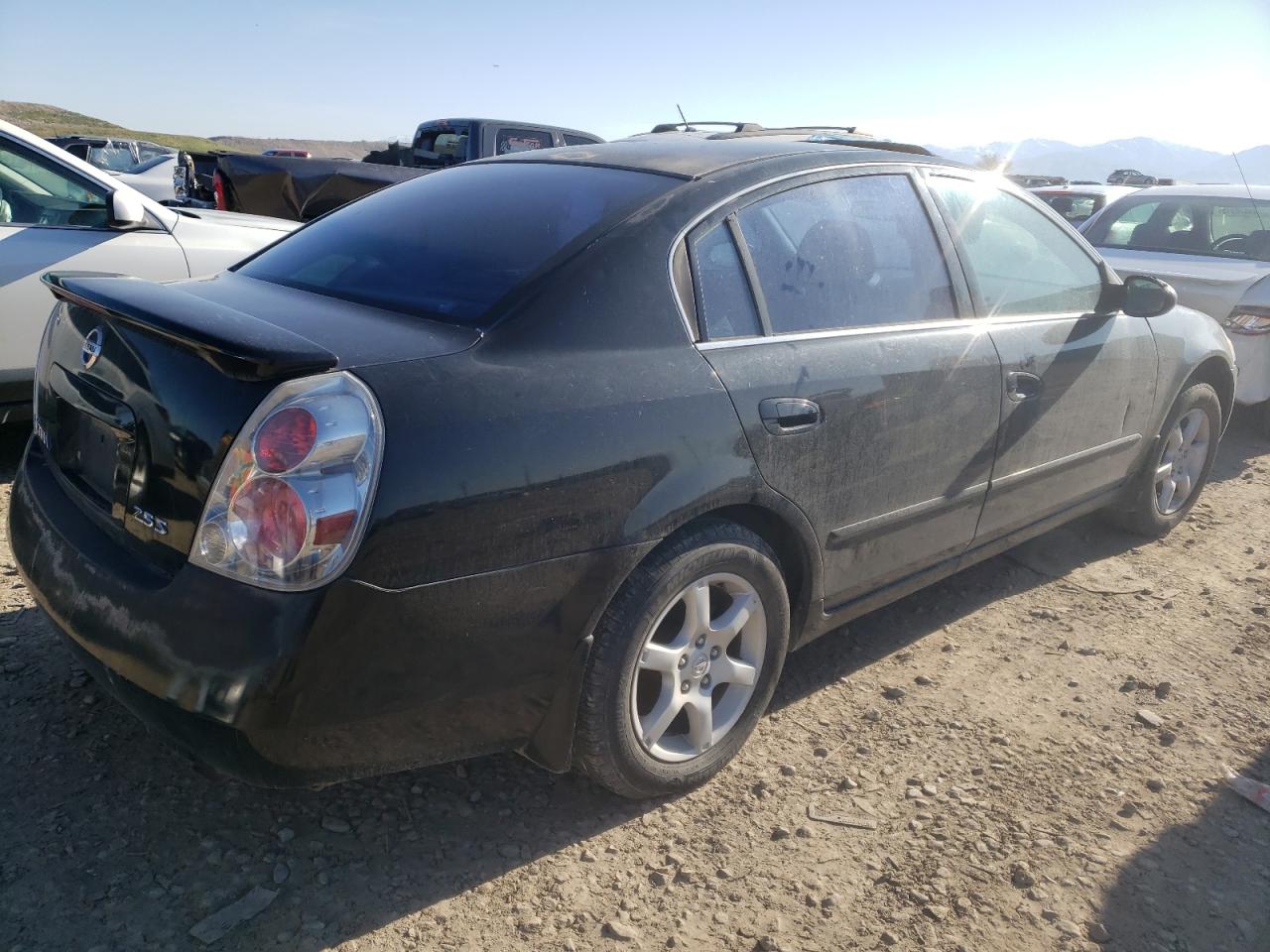 Photo 4 from auction – 2005 NISSAN ALTIMA S with VIN 1N4AL11D15C167112