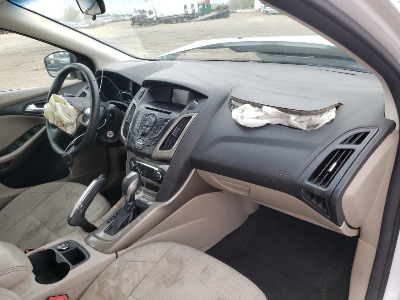 Photo 9 from auction – 2012 FORD FOCUS SEL with VIN 1FAHP3H24CL394472