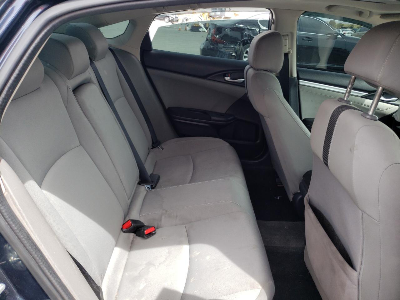 Photo 6 from auction – 2016 HONDA CIVIC EX with VIN 19XFC1F37GE206801