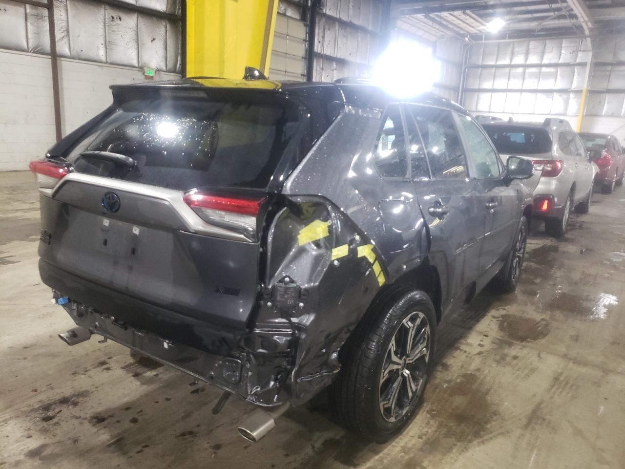 Photo 4 from auction – 2021 TOYOTA RAV4 PRIME with VIN JTMFB3FV2MD014621