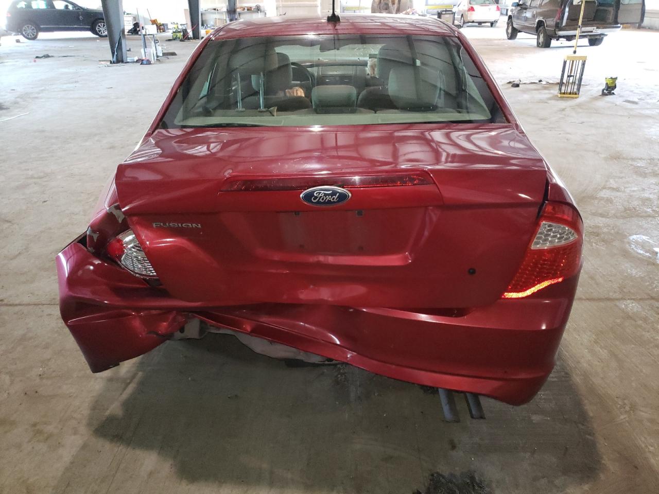 Photo 10 from auction – 2011 FORD FUSION S with VIN 3FAHP0GA8BR256067