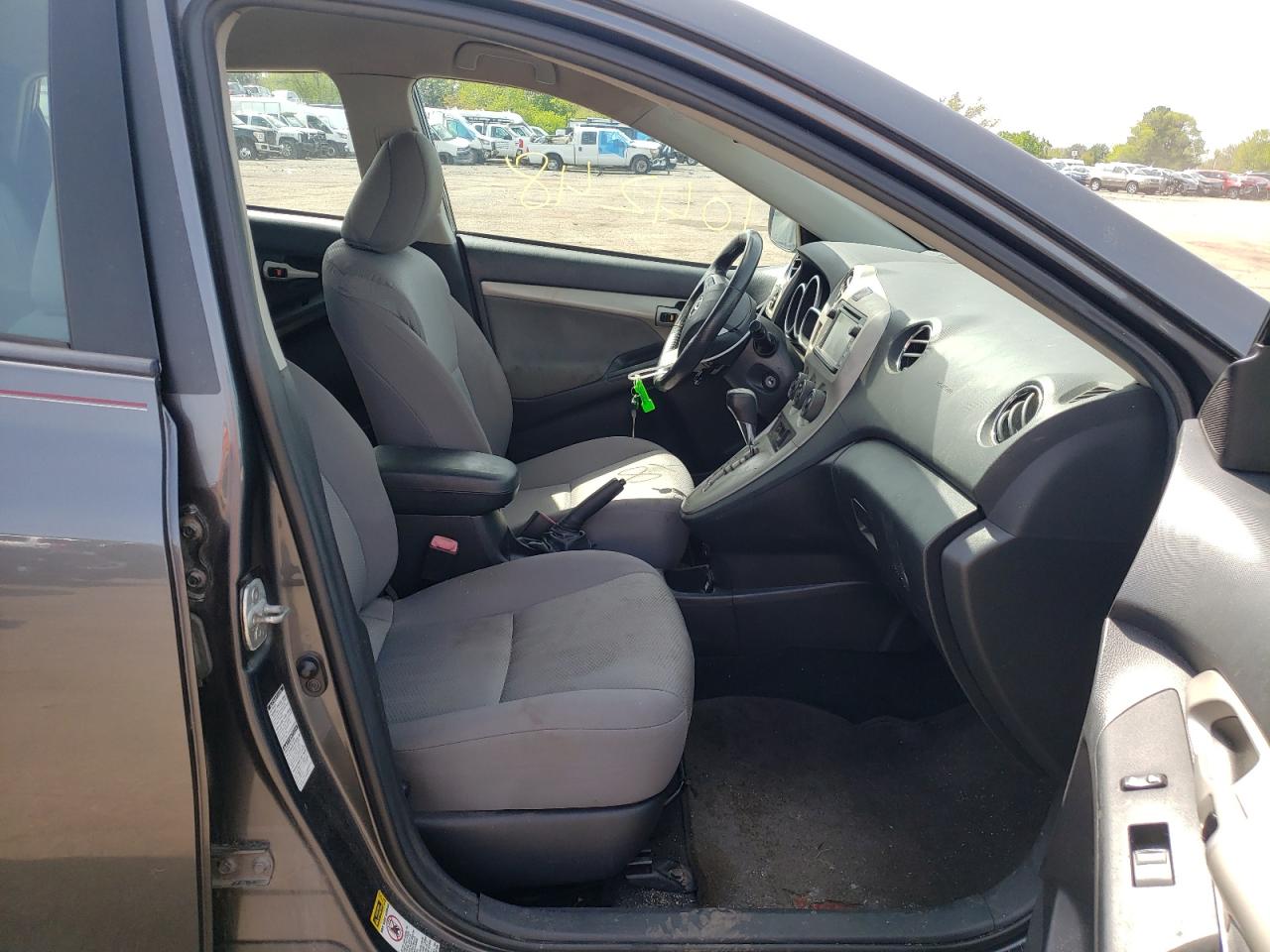 Photo 5 from auction – 2013 TOYOTA MATRIX with VIN 2T1LE4EE9DC022648