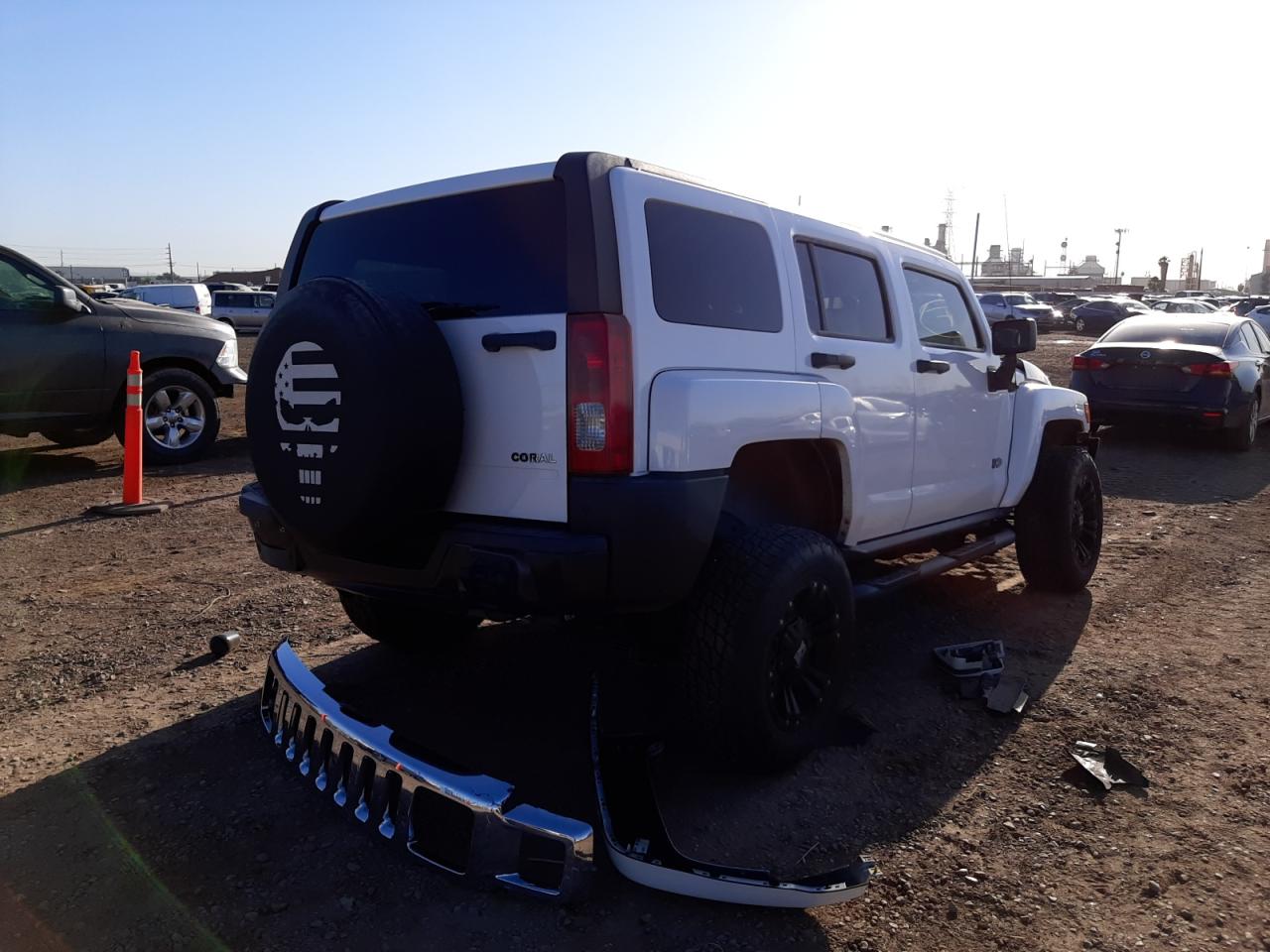 Photo 4 from auction – 2007 HUMMER H3 with VIN 5GTDN13E378200648