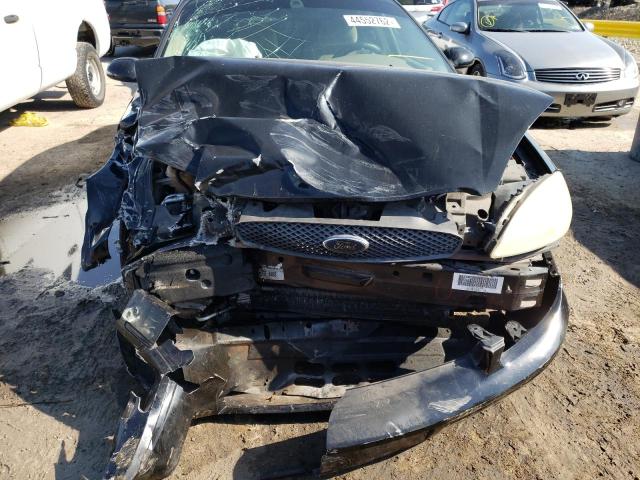 Photo 9 from auction – 2004 FORD TAURUS SES with VIN 1FAFP55U44A103894