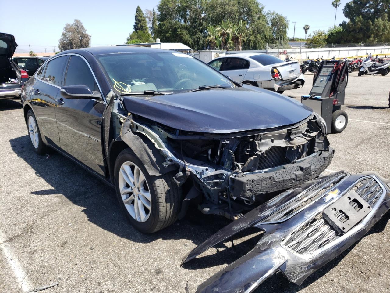 CHEVROLET MALIBU LT 2018 with VIN 1G1ZD5ST3JF193686 - Photo from auction