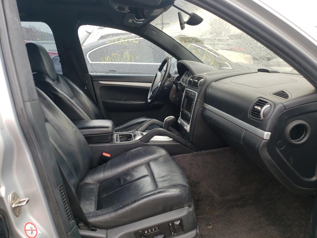Photo 5 from auction – 2004 PORSCHE CAYENNE TU with VIN WP1AC29P74LA92136