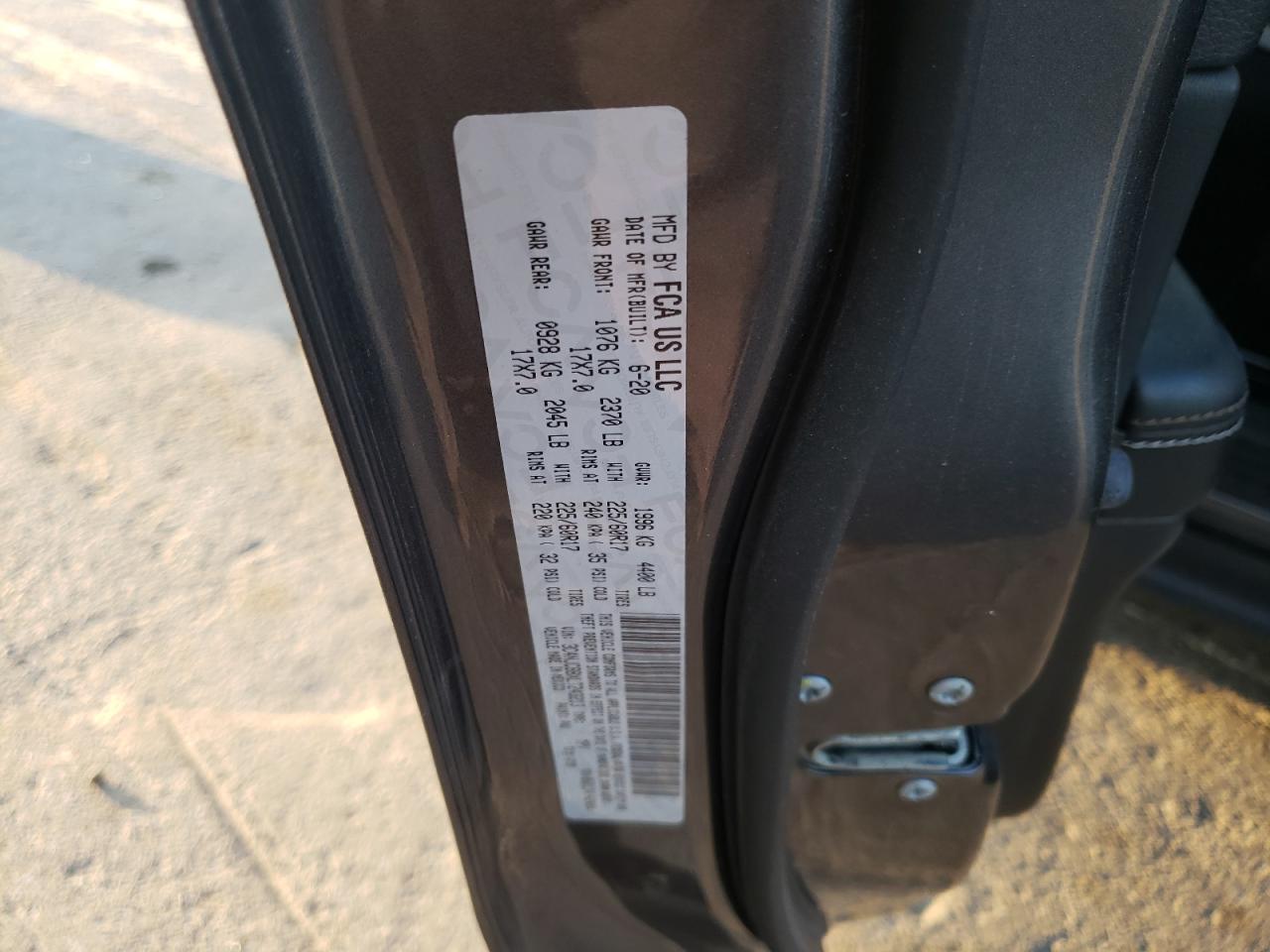 Photo 10 from auction – 2020 JEEP COMPASS LA with VIN 3C4NJCBBXLT243213