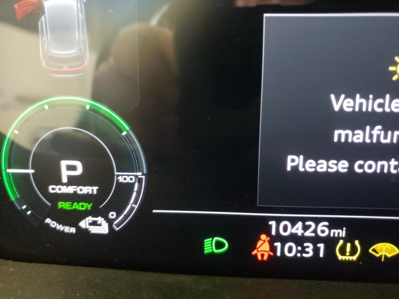 Photo 8 from auction – 2021 AUDI E-TRON PRE with VIN WA1AAAGE0MB023212