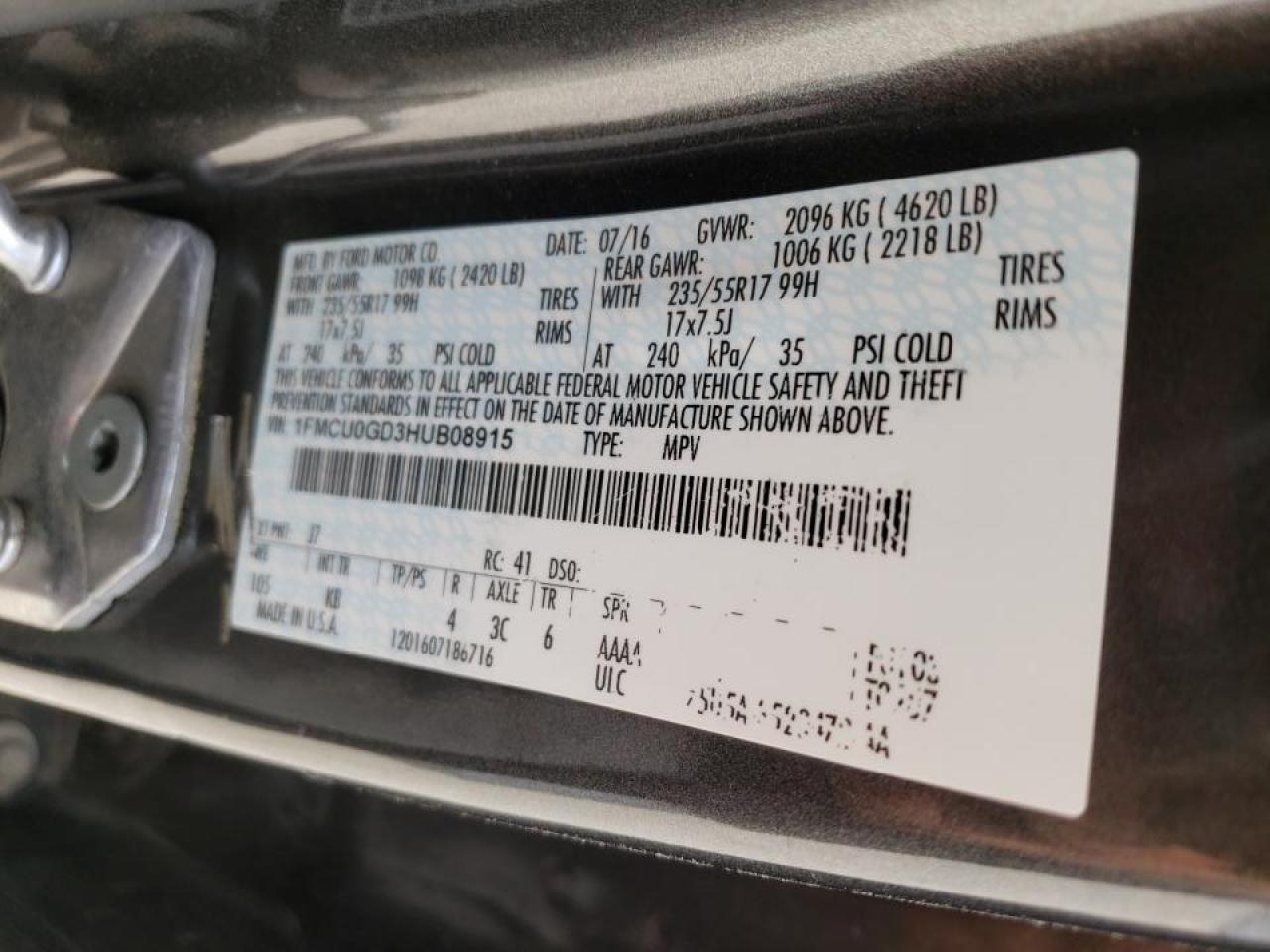 Photo 10 from auction – 2017 FORD ESCAPE SE with VIN 1FMCU0GD3HUB08915