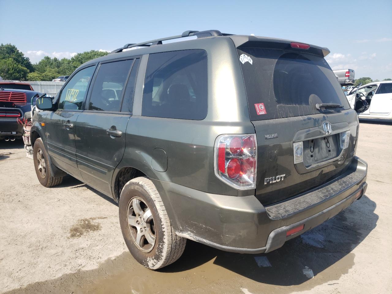 Photo 3 from auction – 2006 HONDA PILOT EX with VIN 5FNYF18486B024541