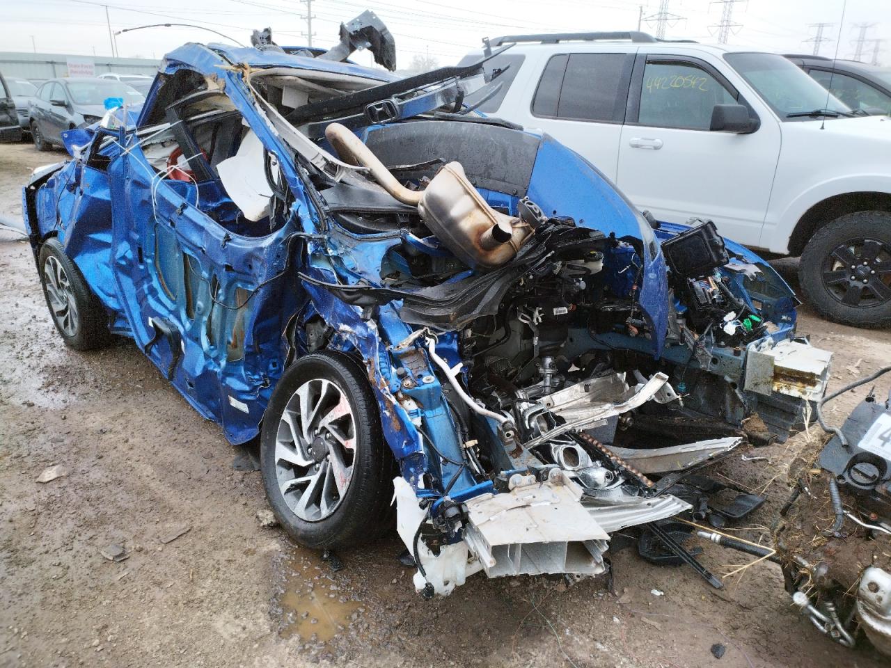 Photo 9 from auction – 2017 HONDA CIVIC EX with VIN 19XFC2F75HE052213