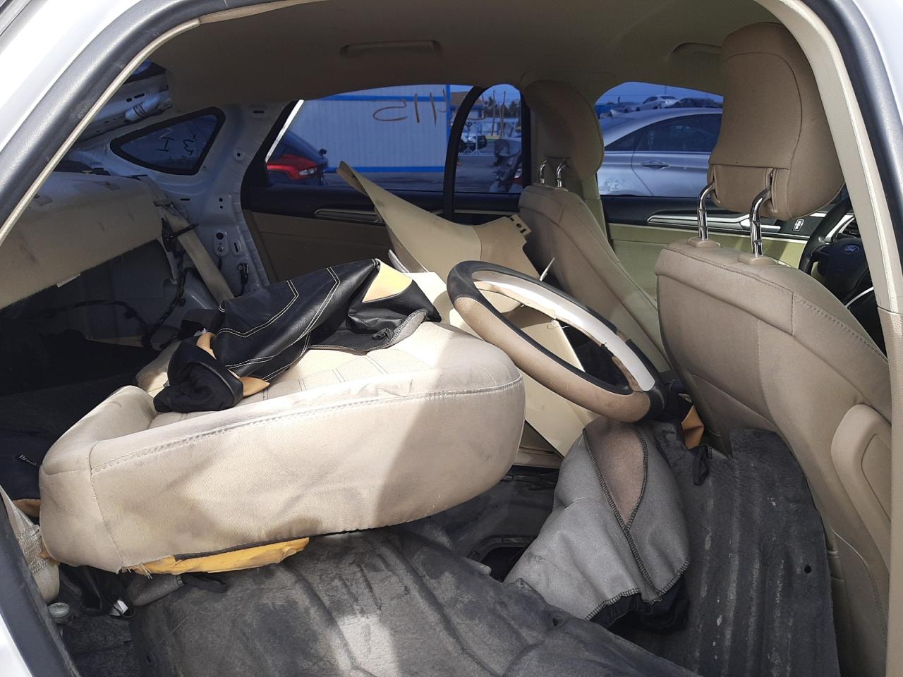 Photo 6 from auction – 2013 FORD FUSION SE with VIN 3FA6P0H73DR215925