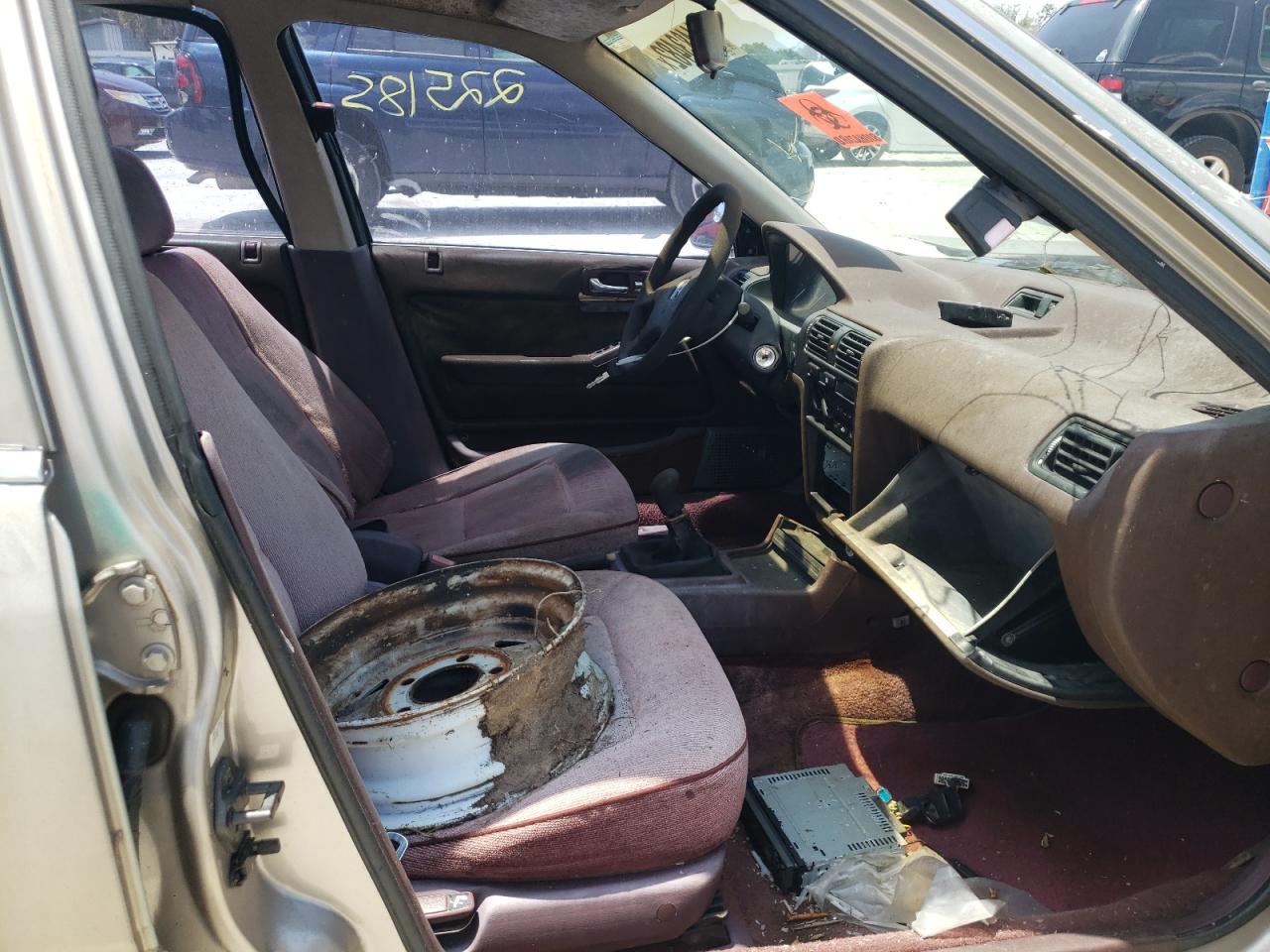 Photo 5 from auction – 1990 HONDA ACCORD LX with VIN JHMCB7553LC120879