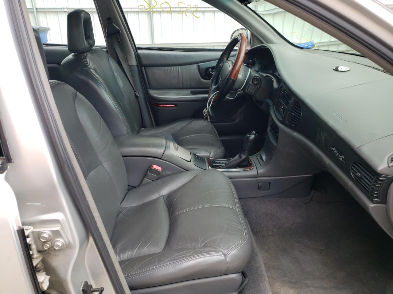 Photo 5 from auction – 2001 BUICK REGAL LS with VIN 2G4WB55K711275233