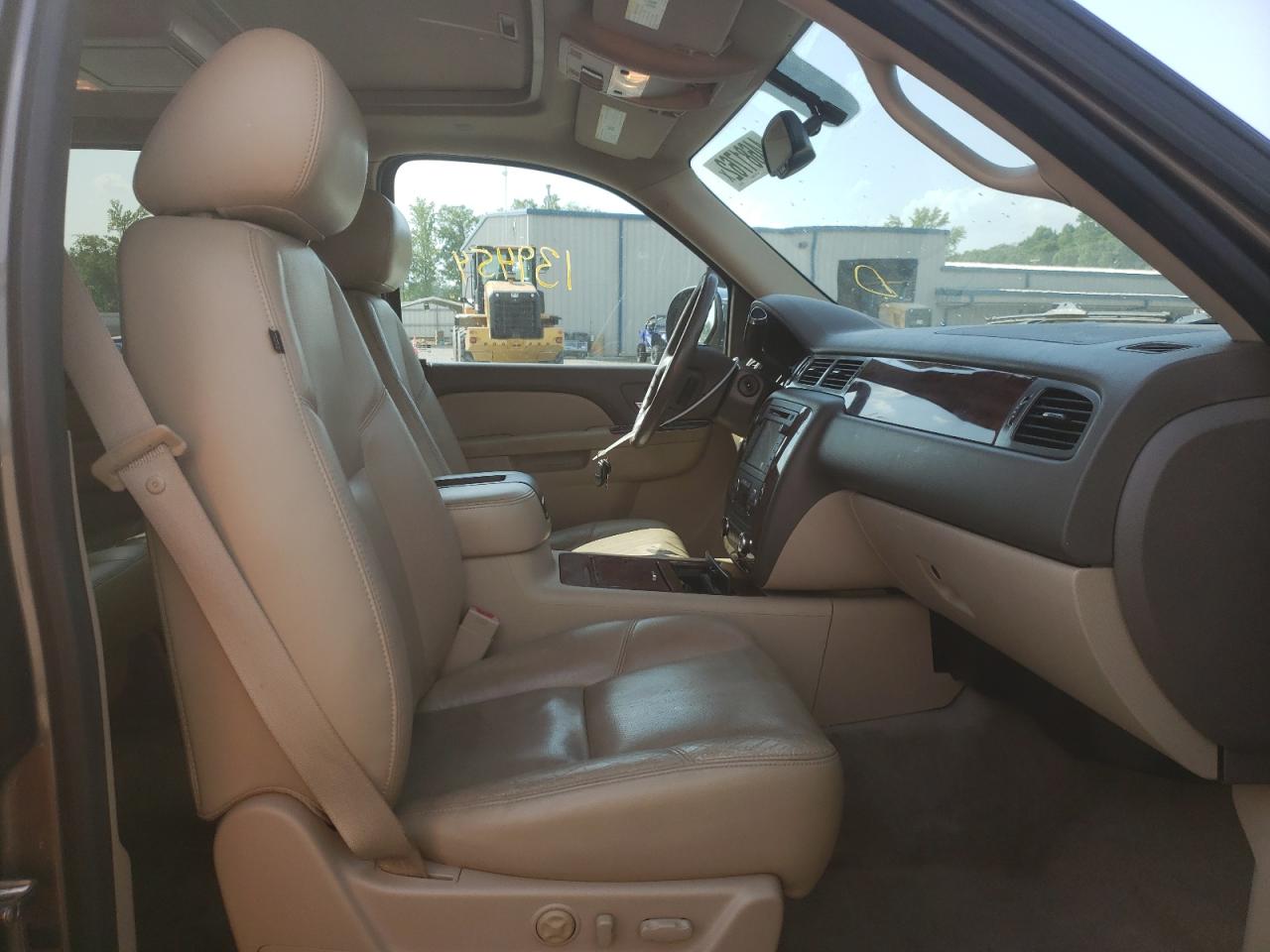 Photo 5 from auction – 2012 CHEVROLET SUBURBAN C with VIN 1GNSCKE06CR107078