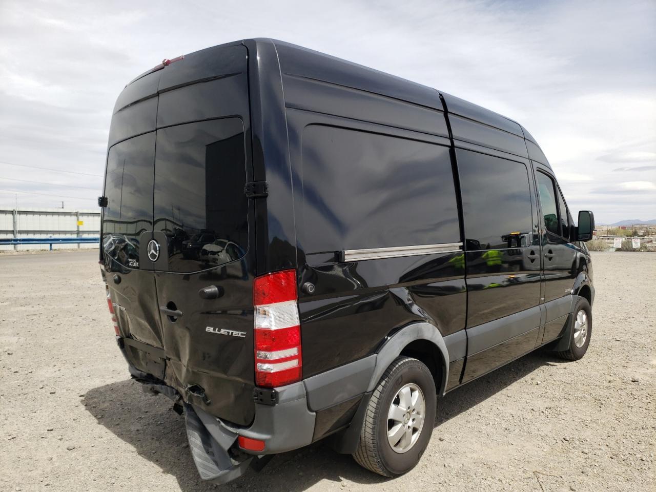 Photo 4 from auction – 2016 MERCEDES-BENZ SPRINTER 2 with VIN 8BTPE7DD4GE126129