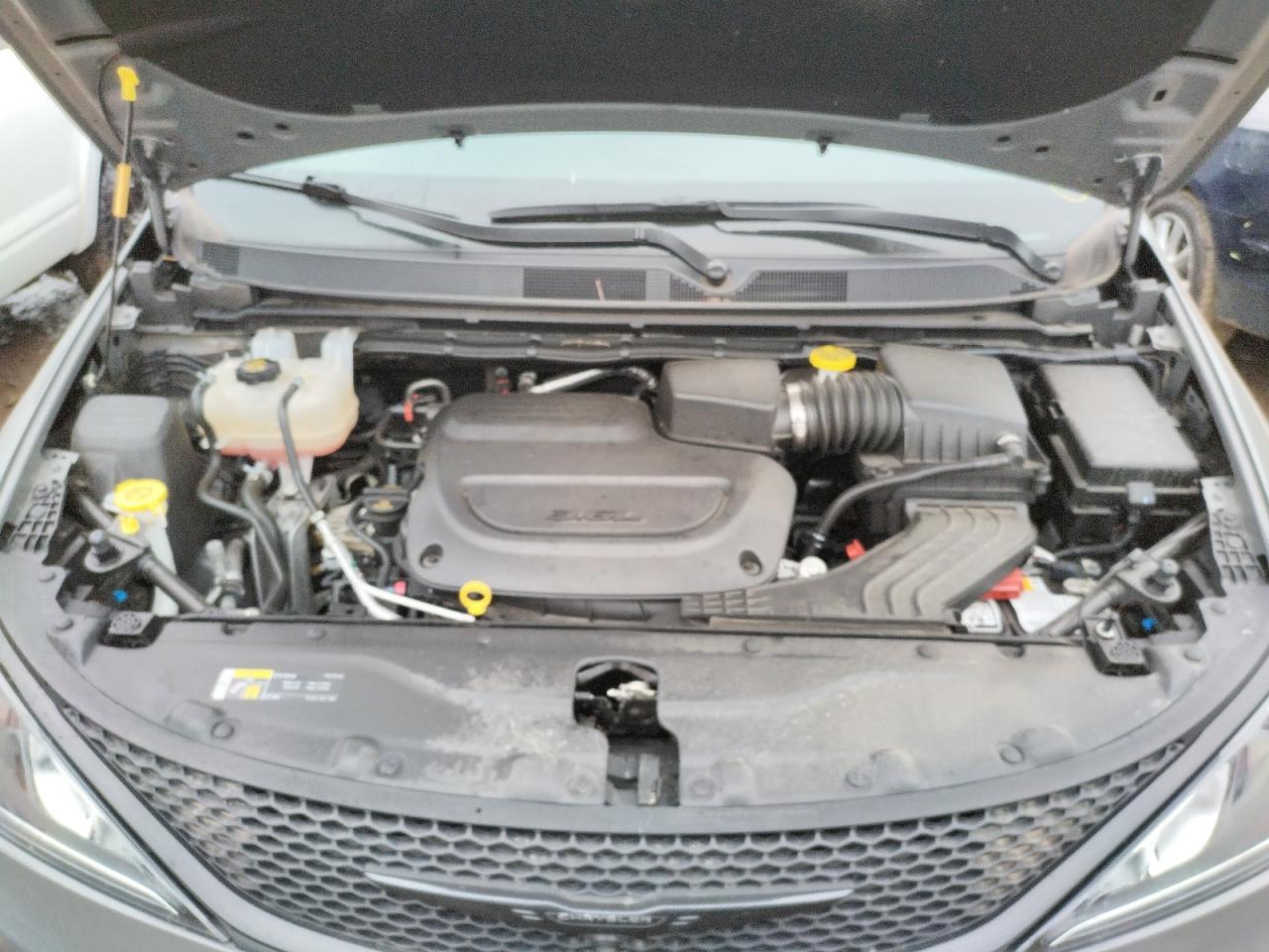 Photo 7 from auction – 2020 CHRYSLER PACIFICA T with VIN 2C4RC3BG4LR263936