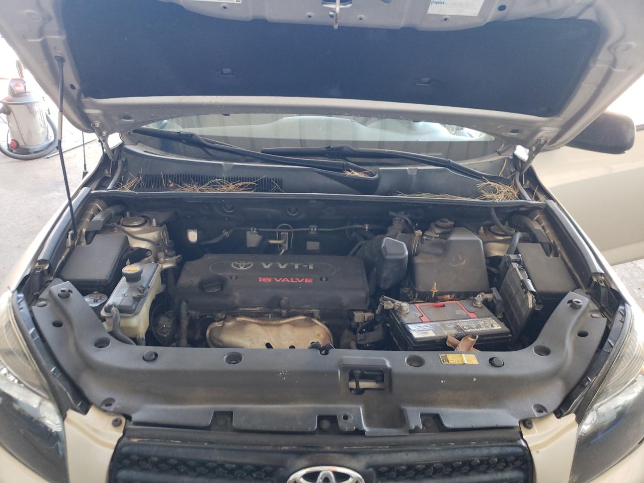 Photo 7 from auction – 2006 TOYOTA RAV4 with VIN JTMZD35V065023971