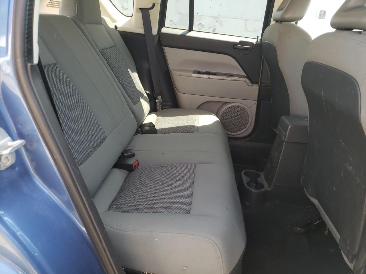 Photo 6 from auction – 2007 JEEP COMPASS with VIN 1J8FF47W27D316800