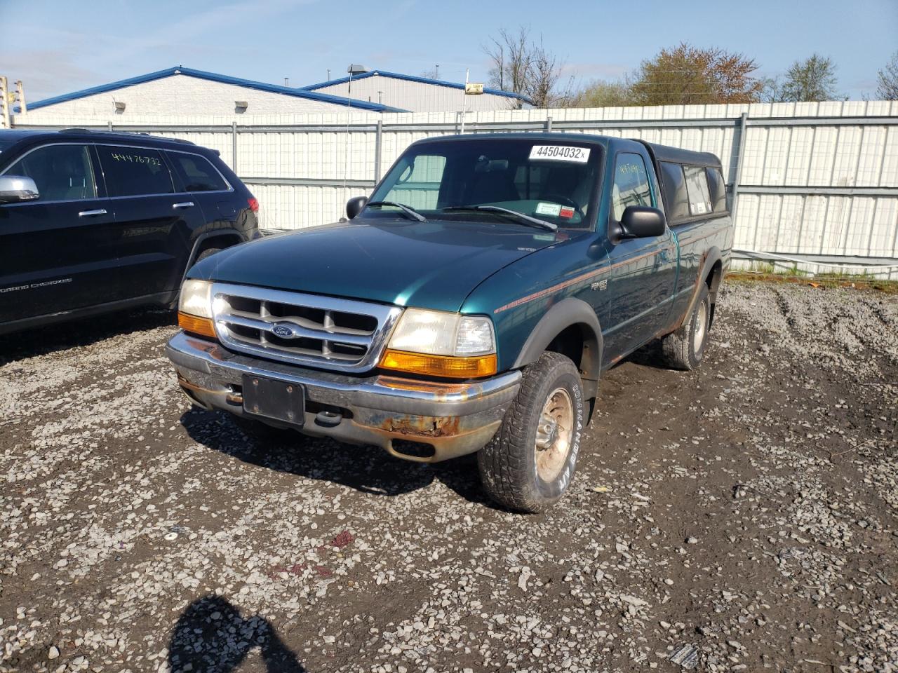 Photo 2 from auction – 1998 FORD RANGER with VIN 1FTYR11UXWTA13832