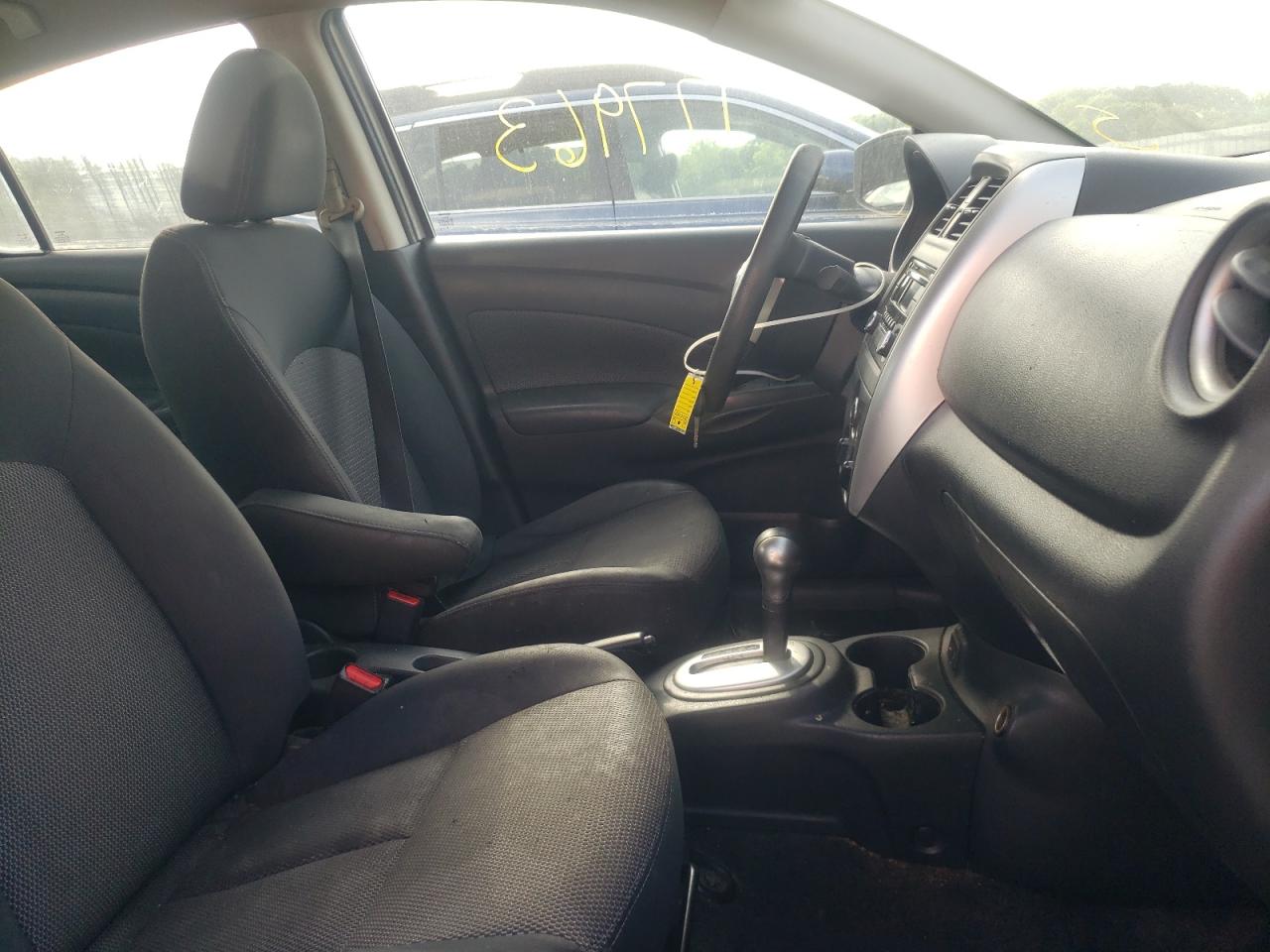 Photo 5 from auction – 2017 NISSAN VERSA S with VIN 3N1CN7AP3HL809058