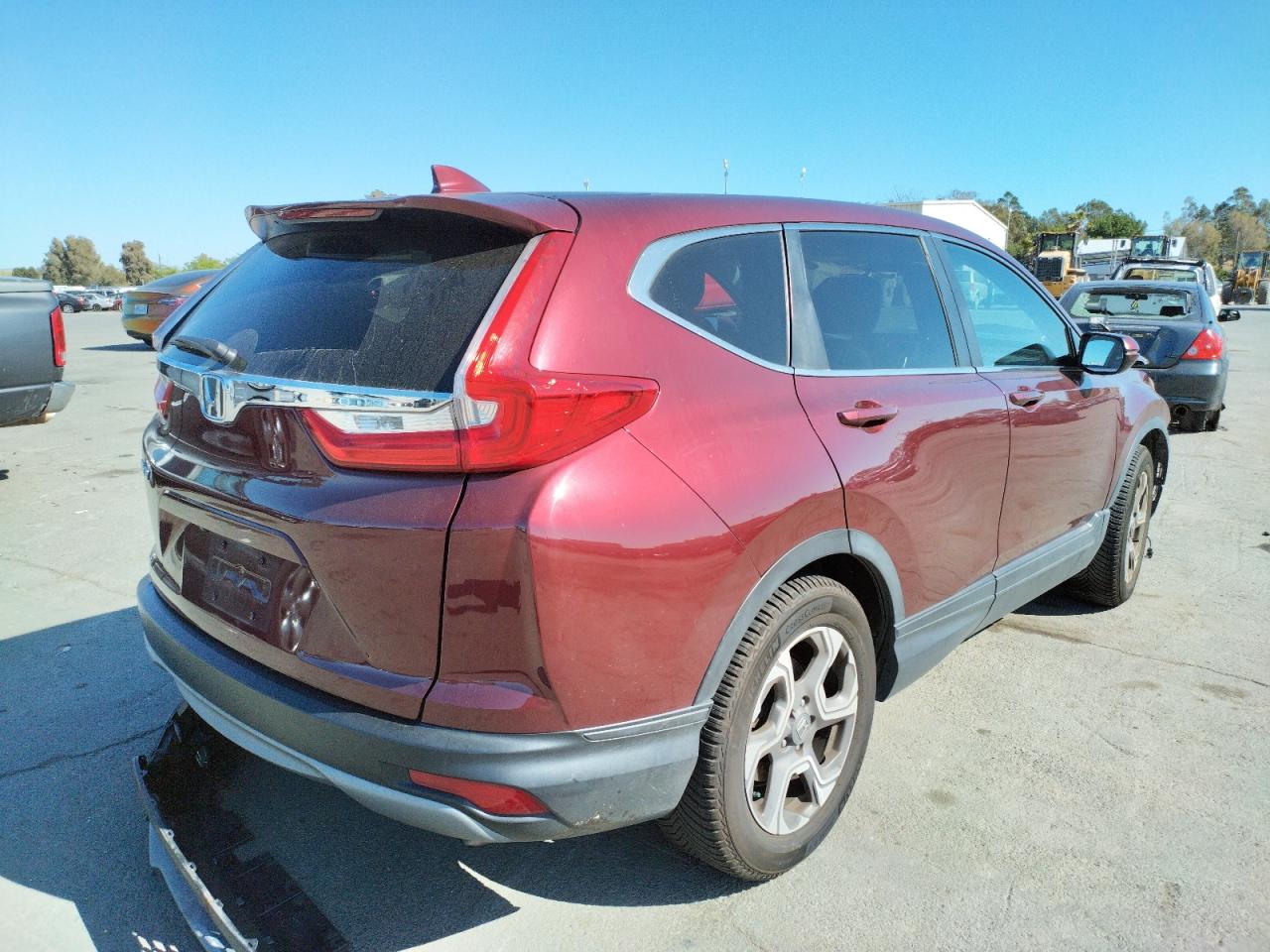 Photo 4 from auction – 2017 HONDA CR-V EX with VIN 7FARW1H54HE042104