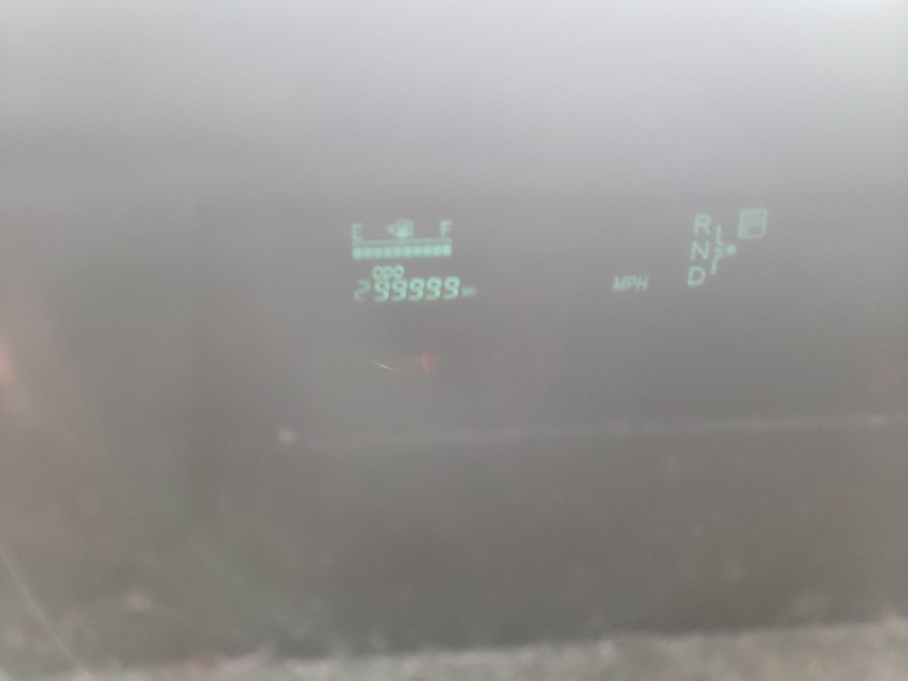 Photo 8 from auction – 2004 TOYOTA PRIUS with VIN JTDKB20U040075451