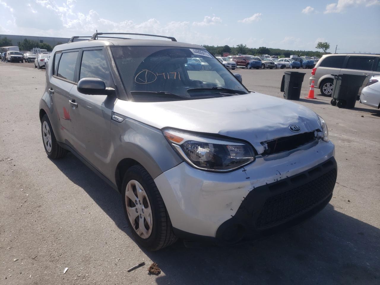KIA SOUL 2015 with VIN KNDJN2A2XF7141031 - Photo from auction