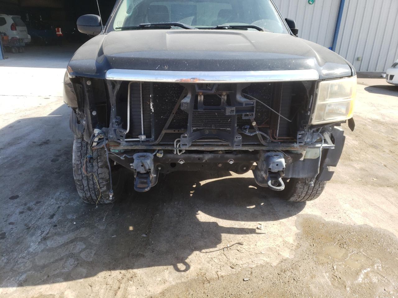 Photo 9 from auction – 2007 GMC NEW SIERRA with VIN 2GTEC13J671634967