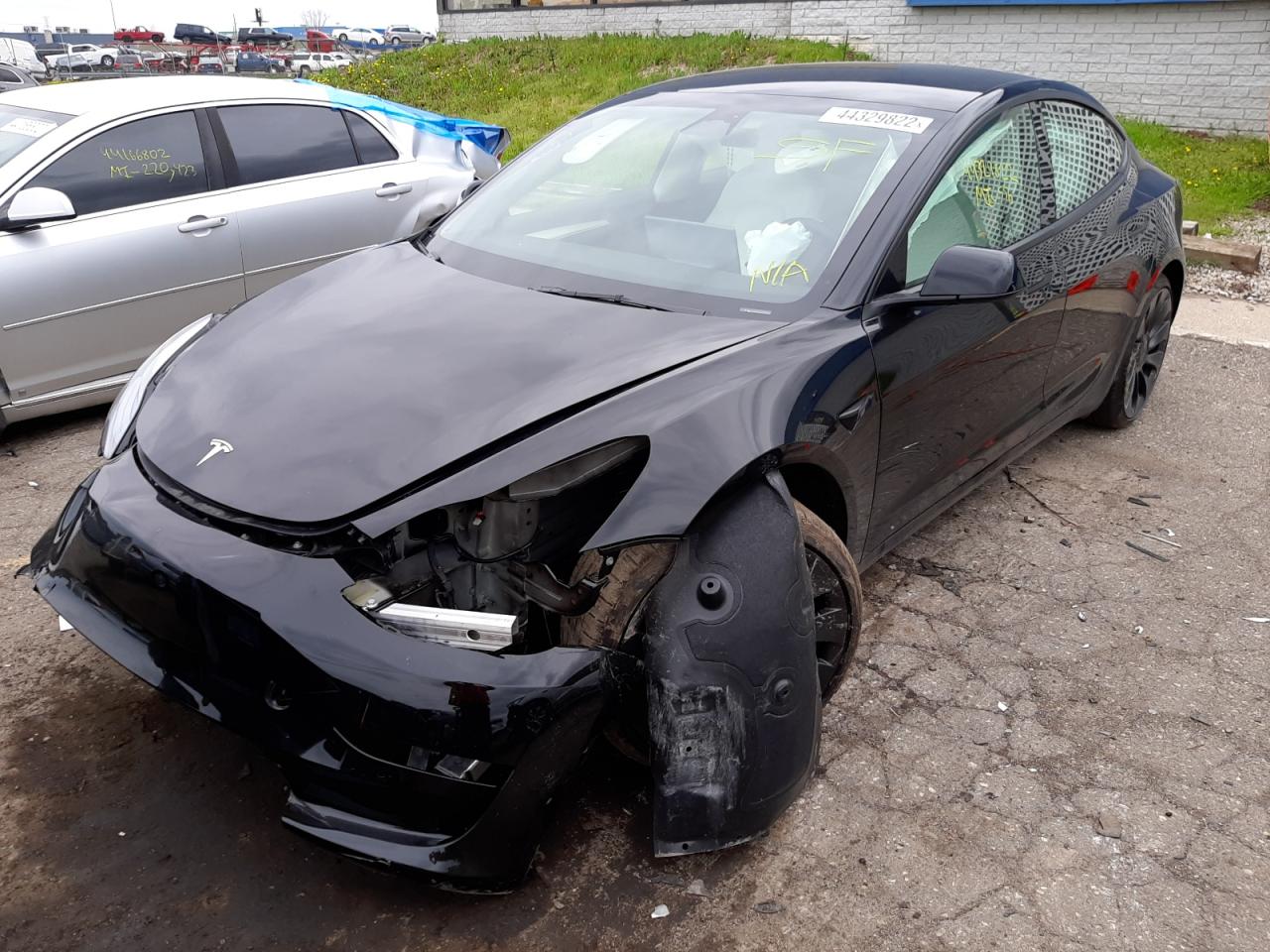 Photo 2 from auction – 2022 TESLA MODEL 3 with VIN 5YJ3E1EC7NF203323