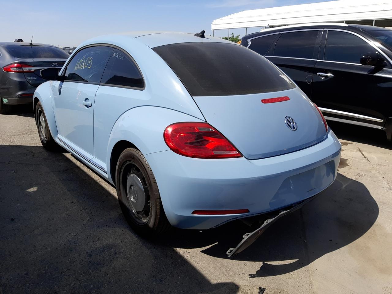 Photo 3 from auction – 2014 VOLKSWAGEN BEETLE with VIN 3VWJ17AT2EM653370