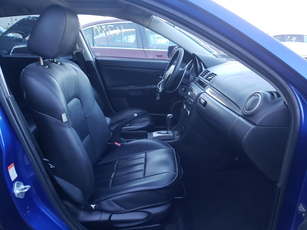 Photo 5 from auction – 2007 MAZDA 3 HATCHBAC with VIN JM1BK343671687854