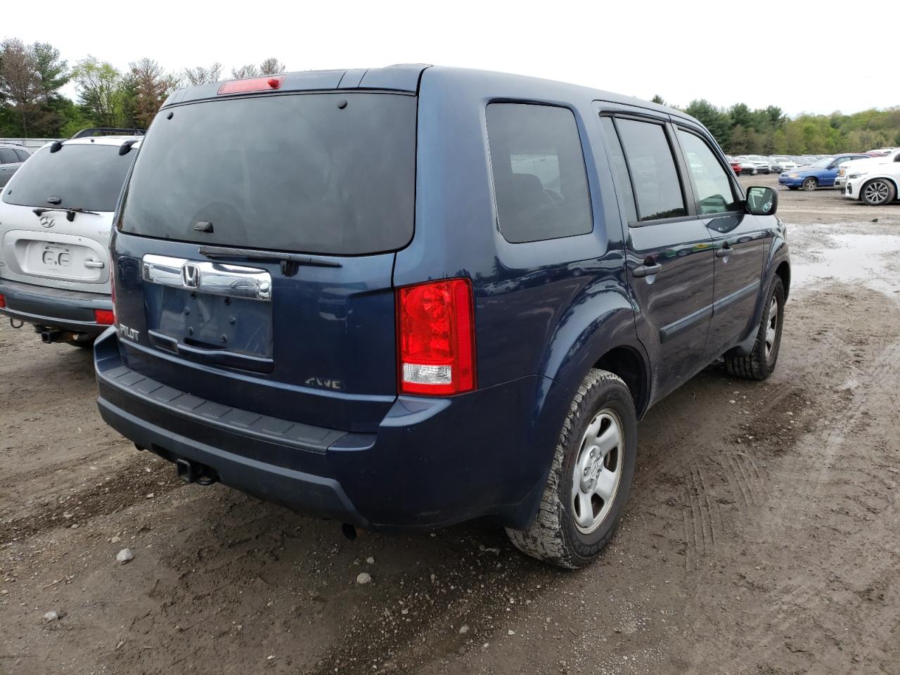 Photo 4 from auction – 2009 HONDA PILOT LX with VIN 5FNYF48209B038356
