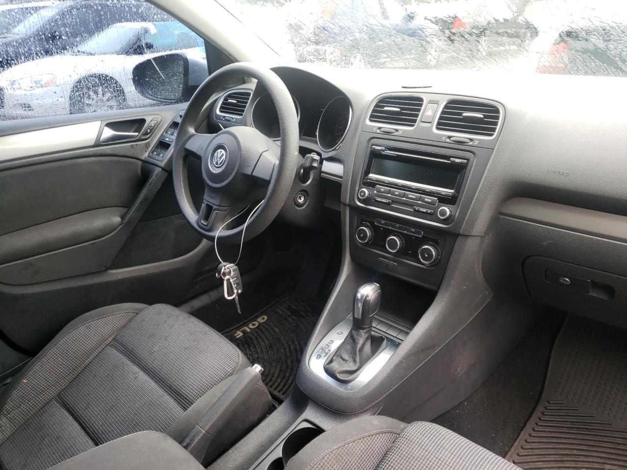 Photo 20 from auction – 2012 VOLKSWAGEN GOLF with VIN WVWDB7AJ6CW049393