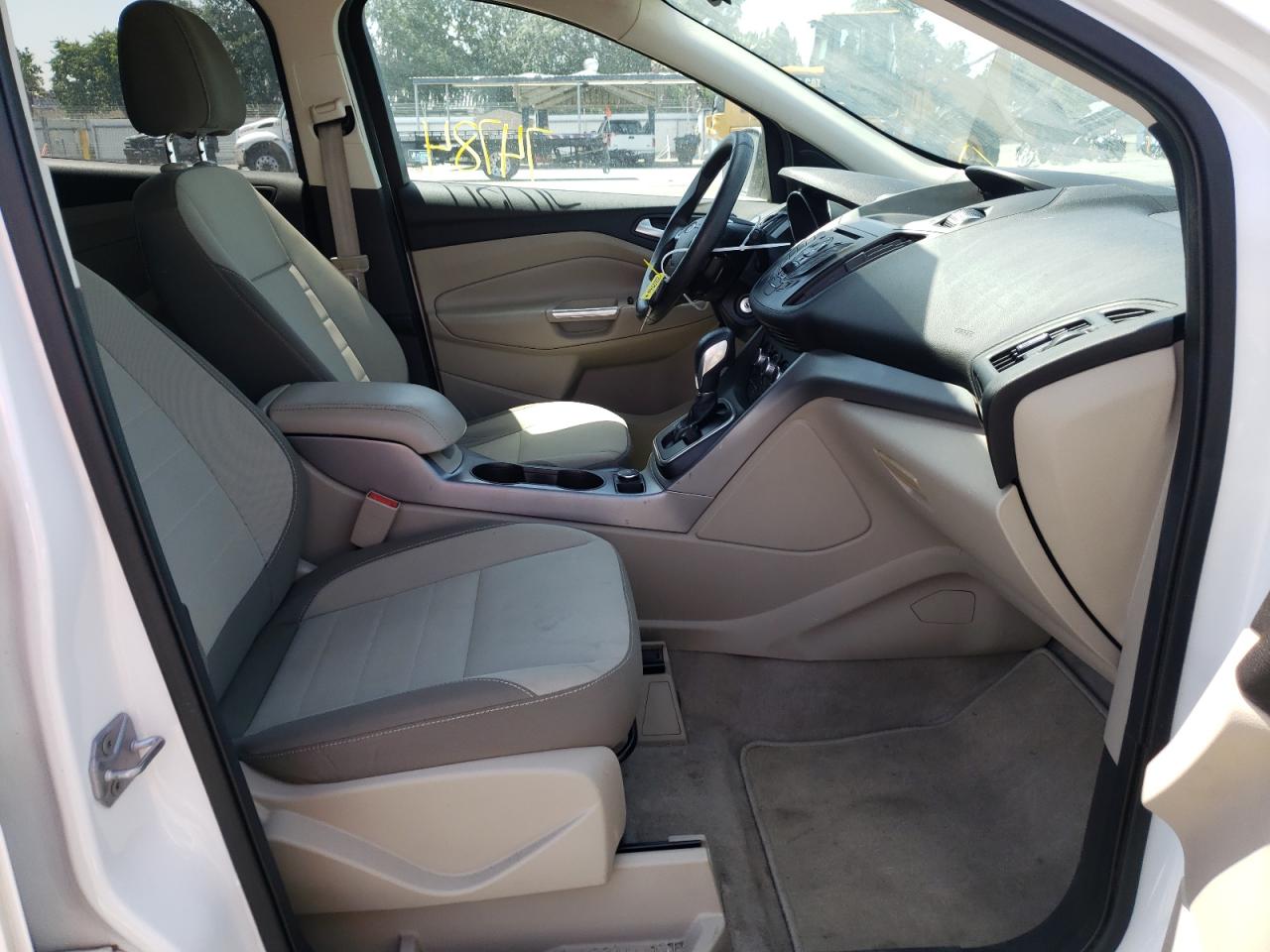 Photo 5 from auction – 2014 FORD ESCAPE SE with VIN 1FMCU0GX7EUB47223