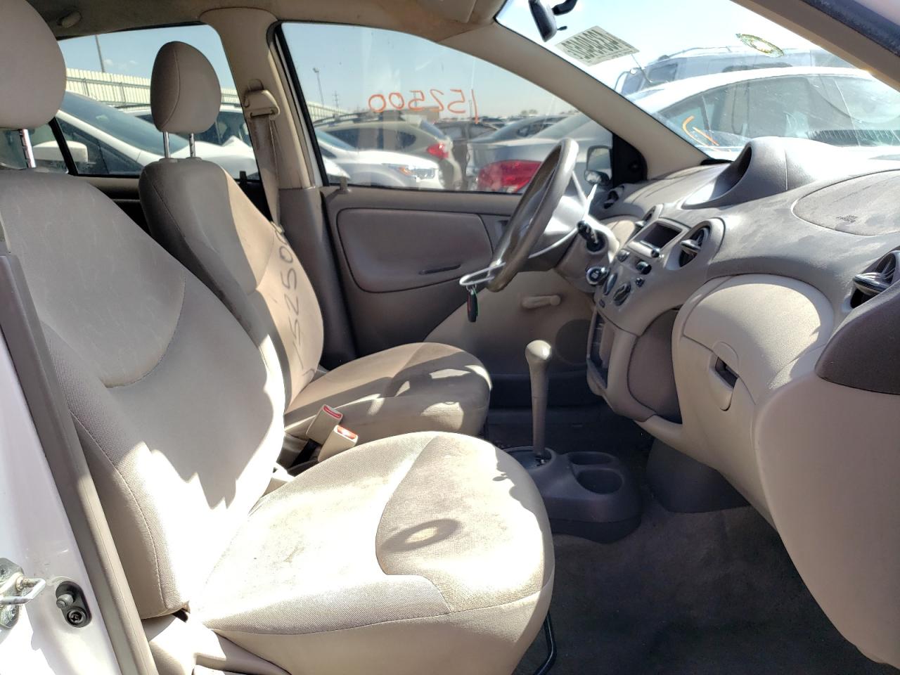 Photo 5 from auction – 2003 TOYOTA ECHO with VIN JTDBT123X35052420